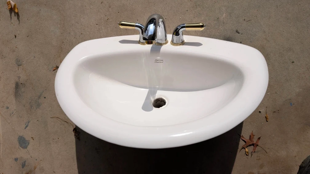 American Standard Bathroom Sink with faucet