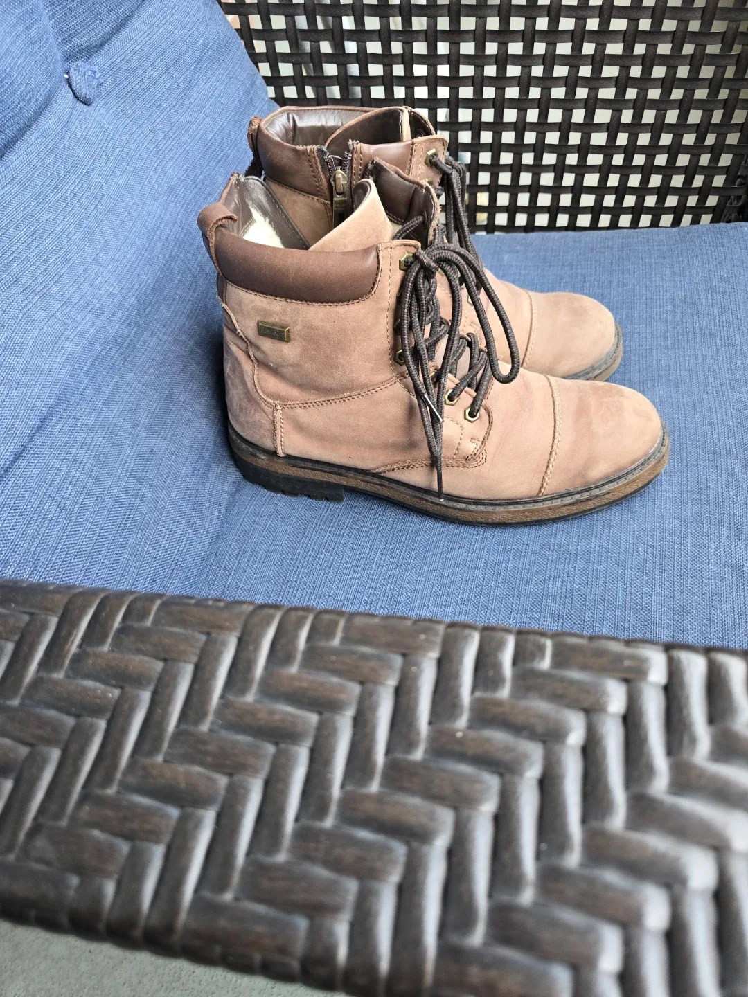 Waterproof Brown Insulated Winter Hiking Boots size 11 image indicator(4)