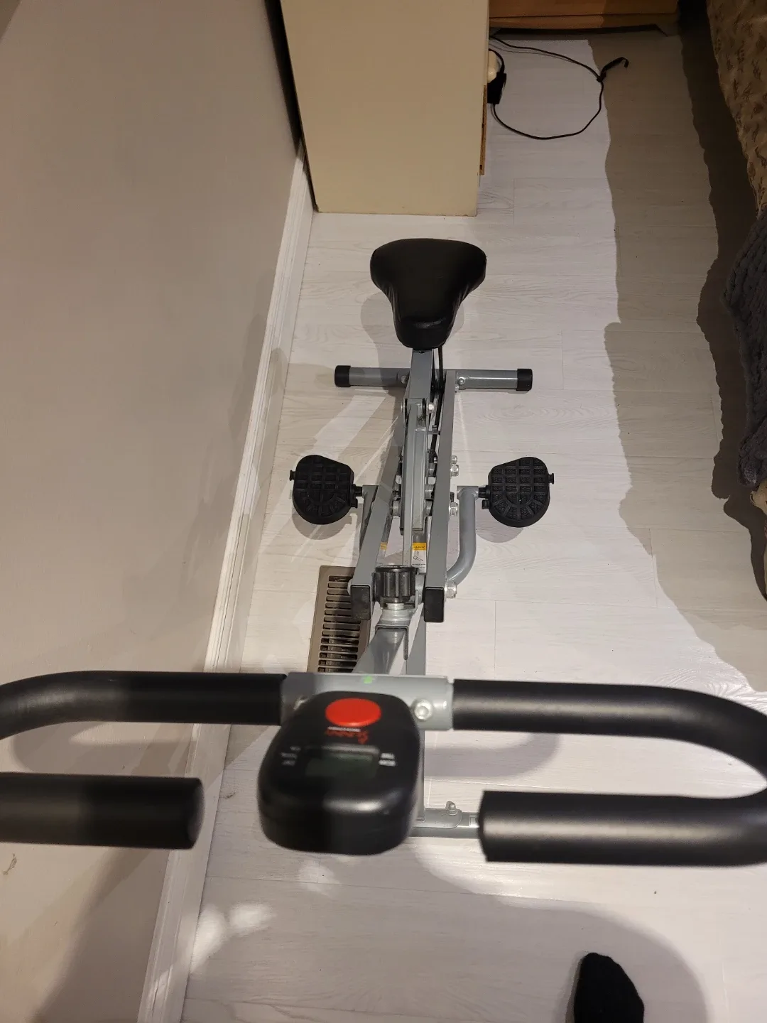 Sunny Health & Fitness Exercise Bike image indicator(3)