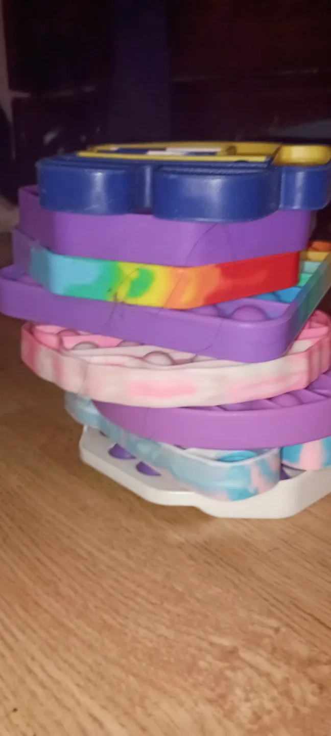 Assorted Pop It Fidget Toys image indicator(2)