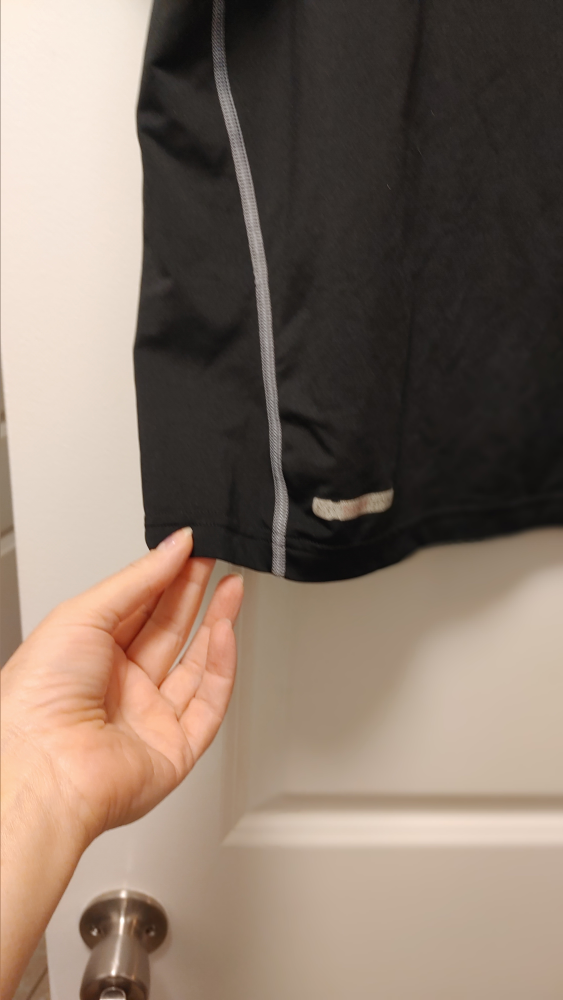Under Armour Black T-Shirt Size Medium - photo 3