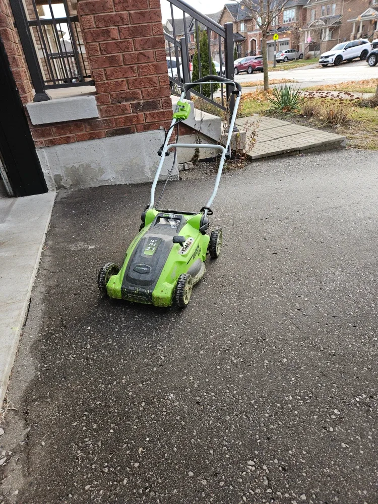 Greenworks 16-inch Corded Lawn Mower