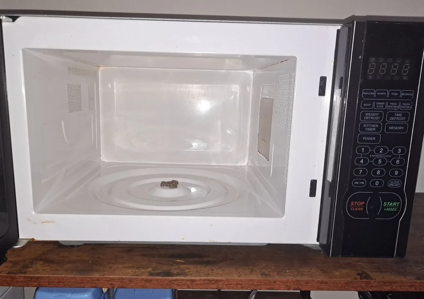 Magic Chef Microwave Oven image indicator(3)