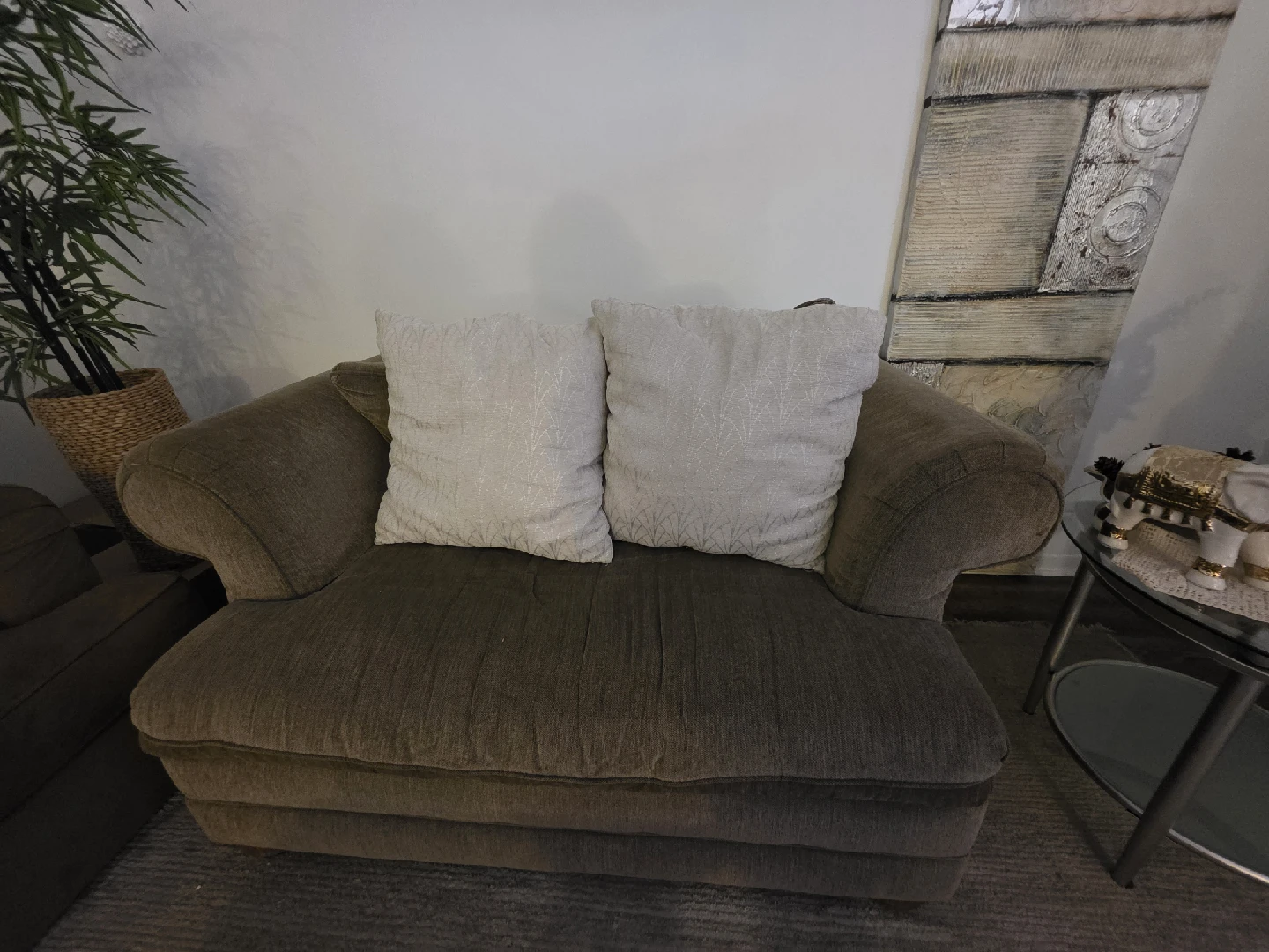 Brown Sofa and Loveseat Set - photo 2