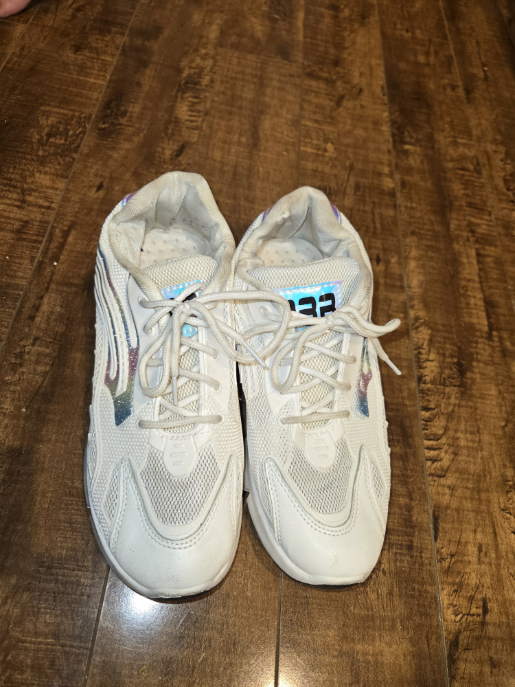 White Fashion Sneakers - photo 3