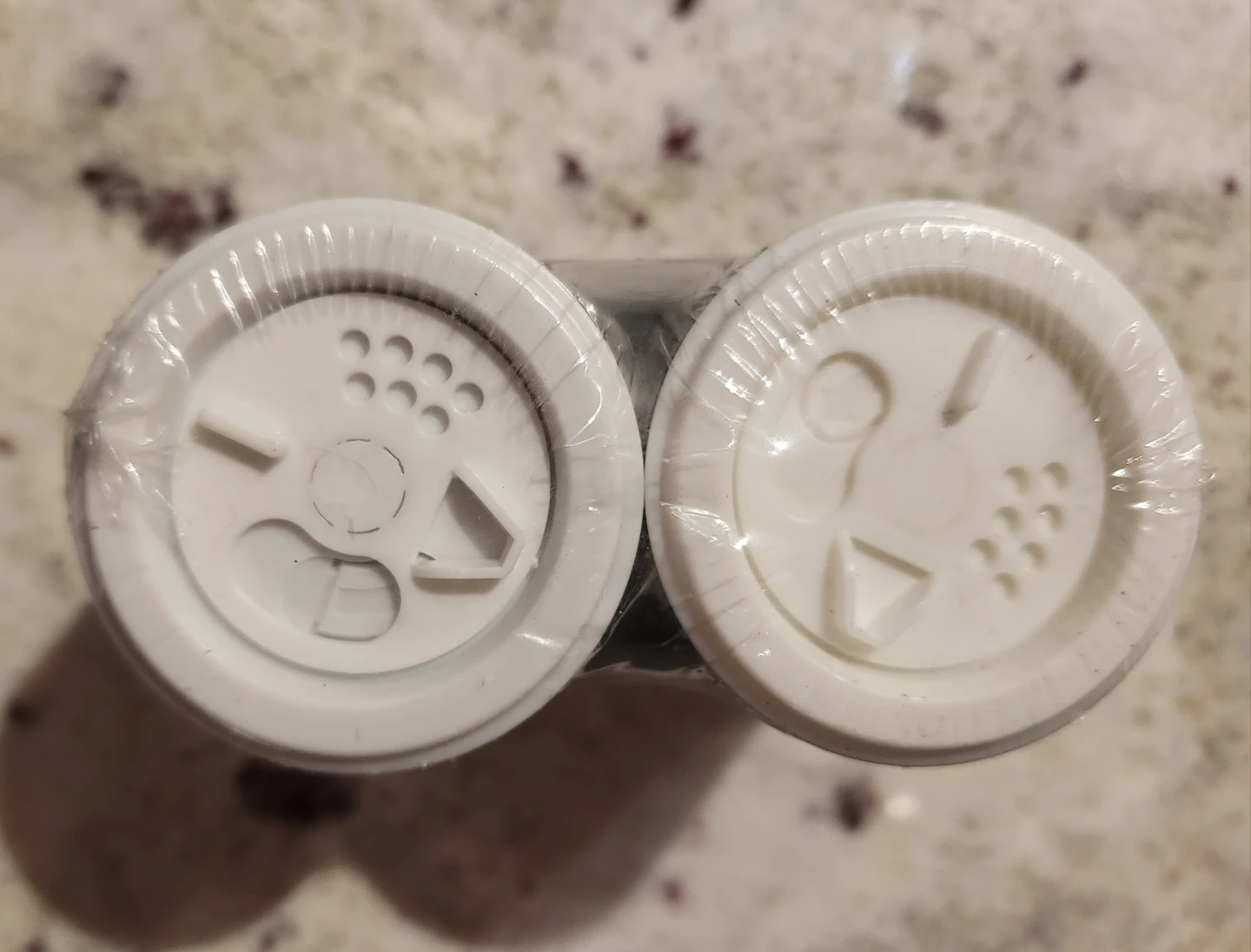 New Toronto Maple Leafs Salt & Pepper Shakers - photo 4