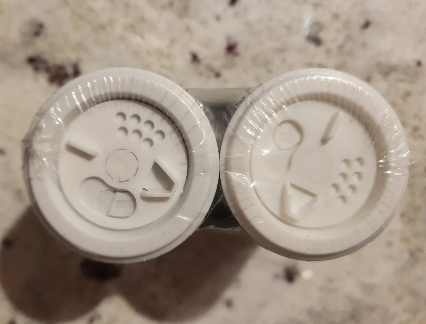 New Toronto Maple Leafs Salt & Pepper Shakers image indicator(4)