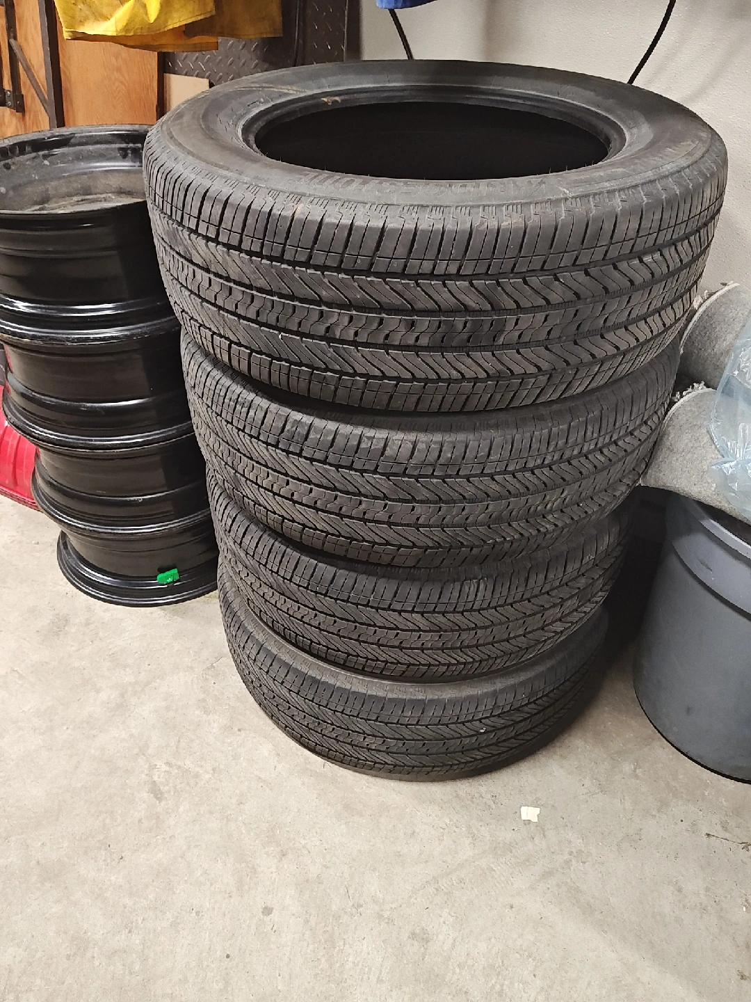 Bridgestone Alenza A/S 02 Tires - 275/60R20