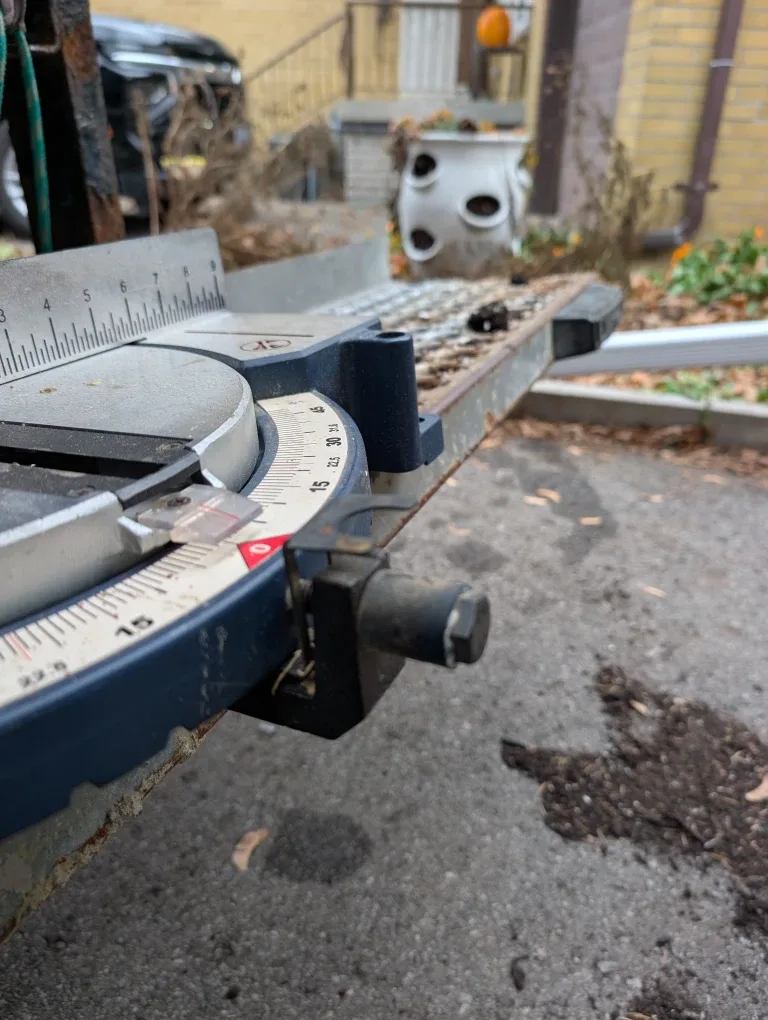 Mastercraft Miter Saw image indicator(5)