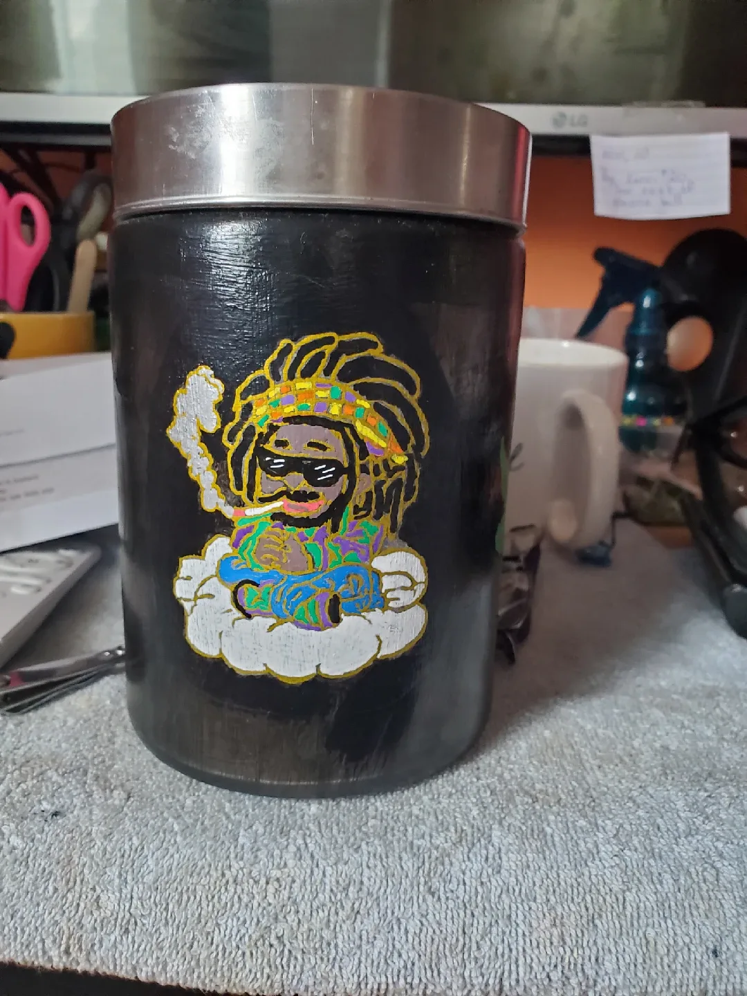 Hand-Painted Black Storage Jar image indicator(3)