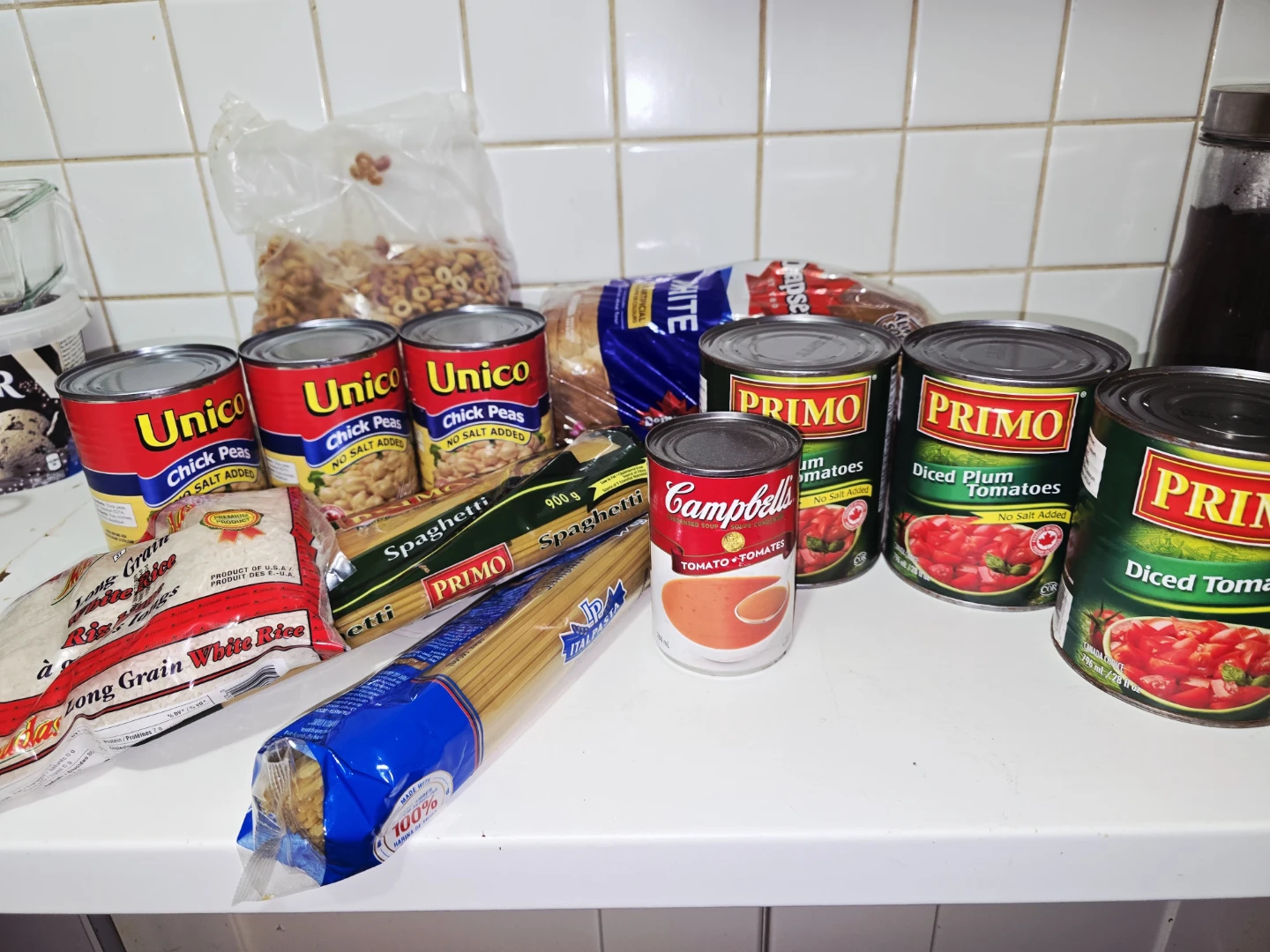 FREE FOOD. Assorted Pantry Staples
