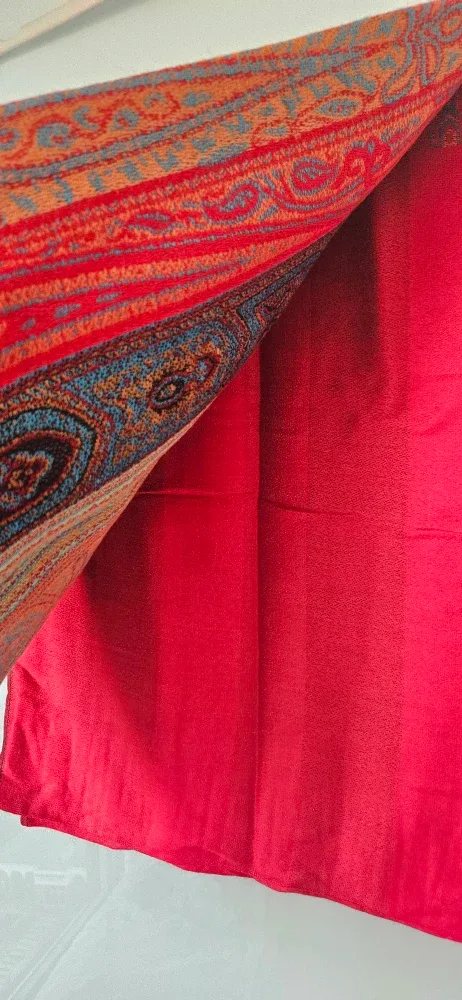 Brand new Red Paisley Pattern Warm Scarf, Pashmina image indicator(2)