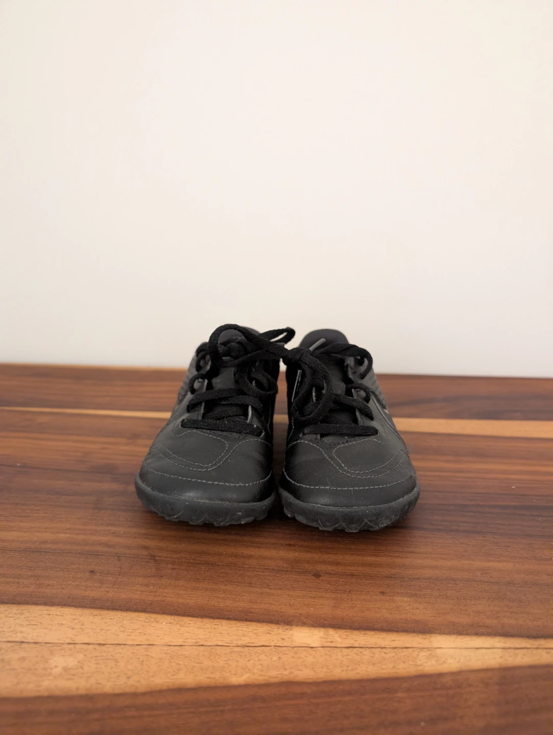Nike Tiempo Soccer Shoes - Size 11C - photo 2