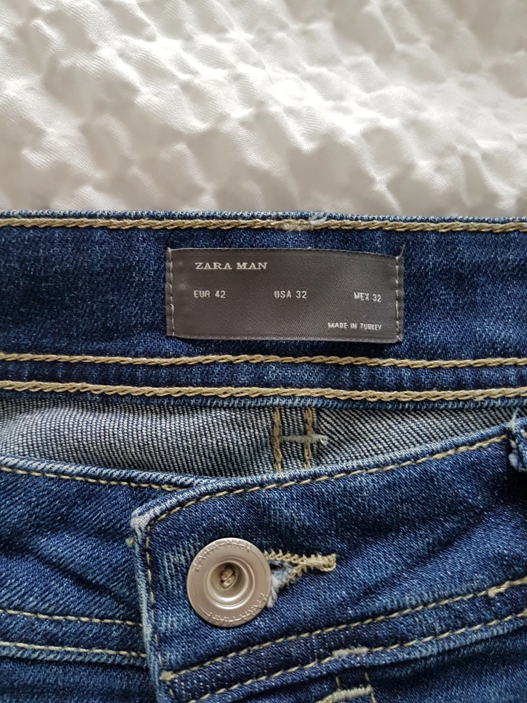 Zara Man Distressed Jeans, Size 32 - photo 2