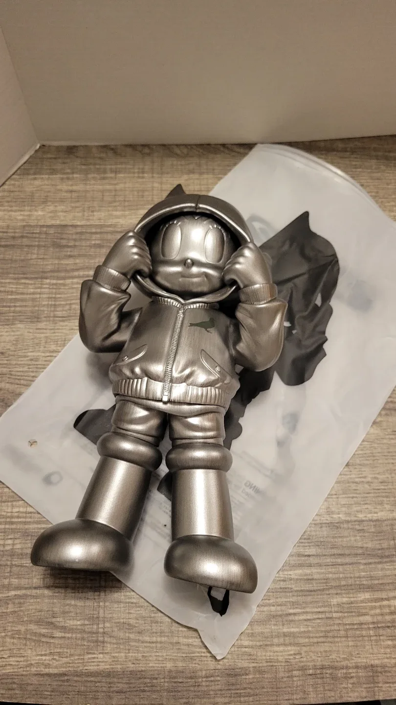 Staple Astro Boy XXV Figure Brand New image indicator(2)