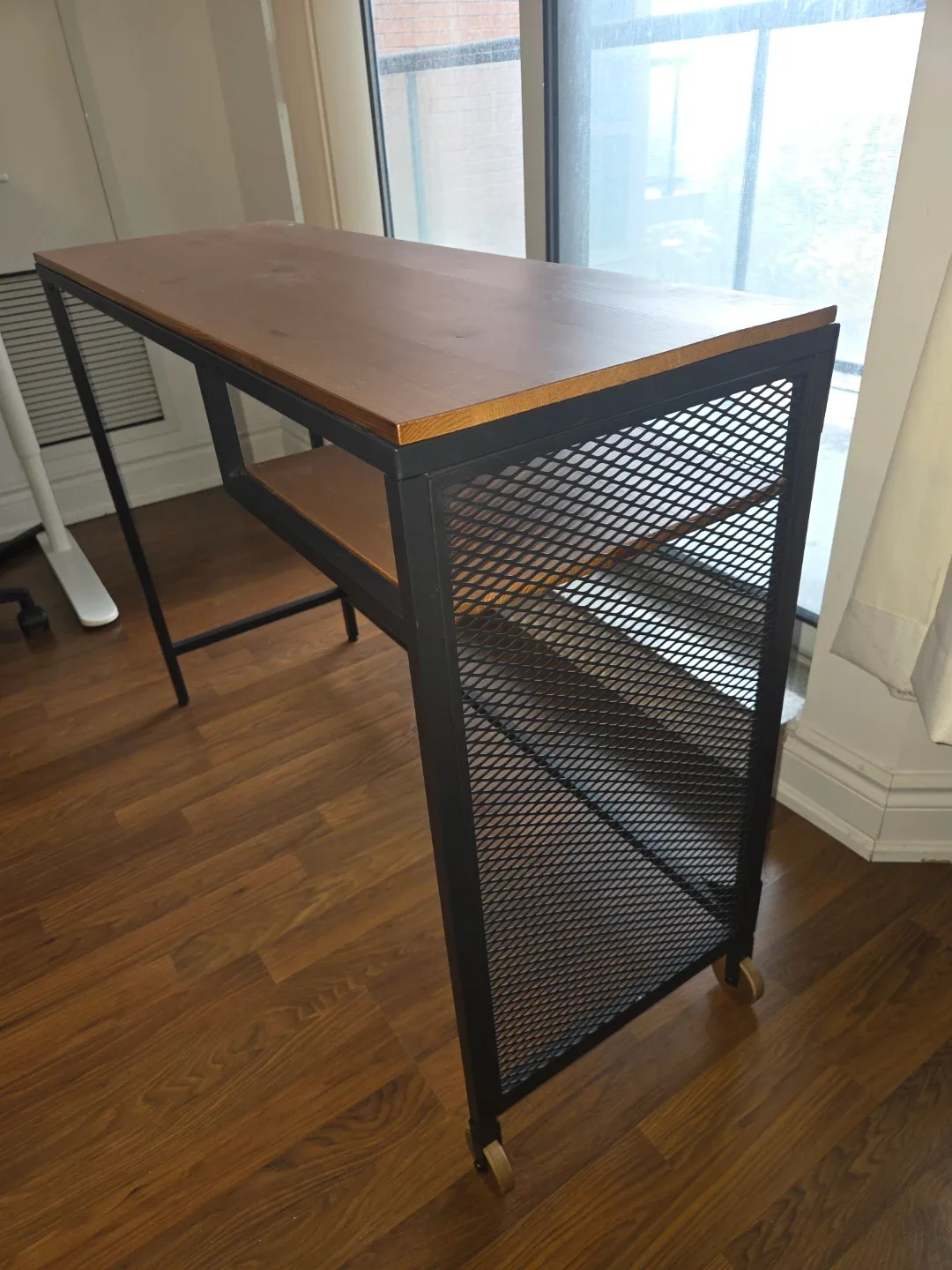 IKEA laptop desk image indicator(4)