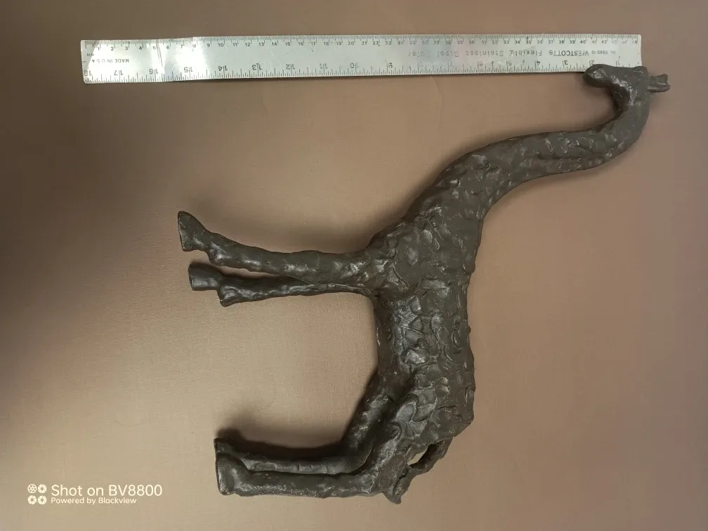 Giraffe Figurine - Home Decor