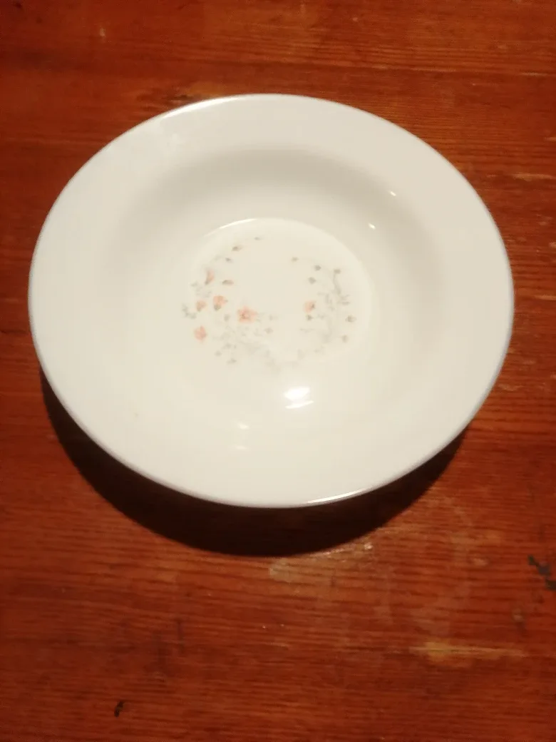 Floral Patterned White Bowl
