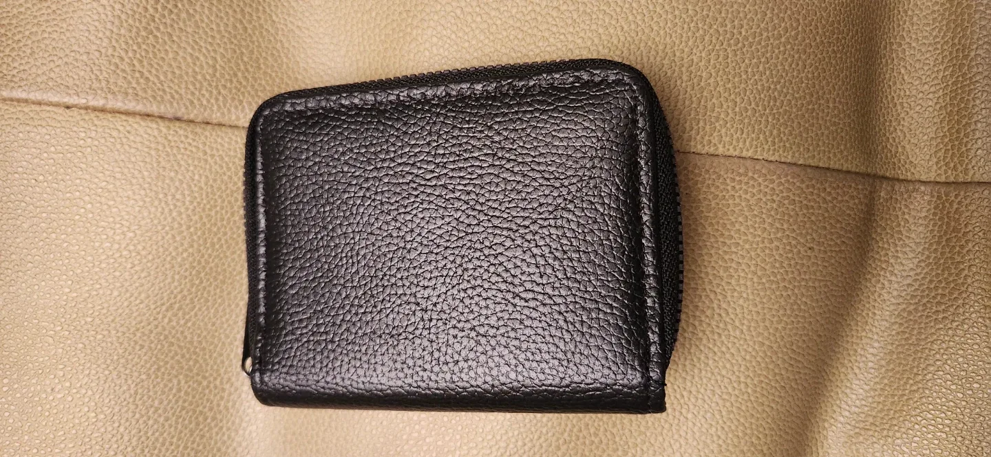 Black Card Holder Wallet thumbnail