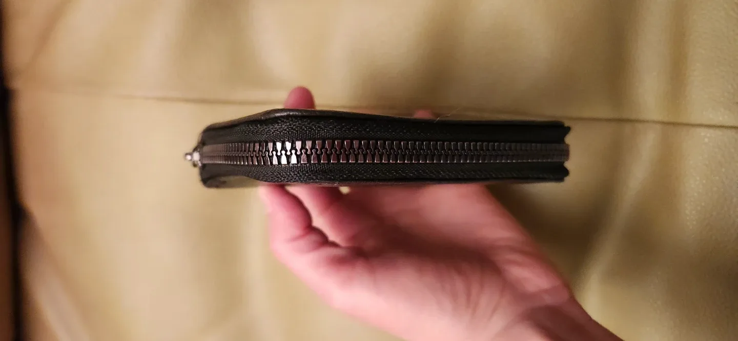 Black Card Holder Wallet image indicator(2)