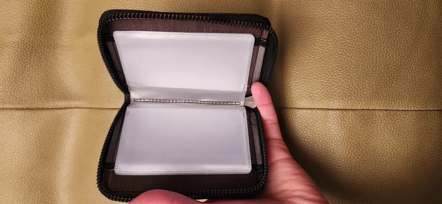 Black Card Holder Wallet image indicator(3)