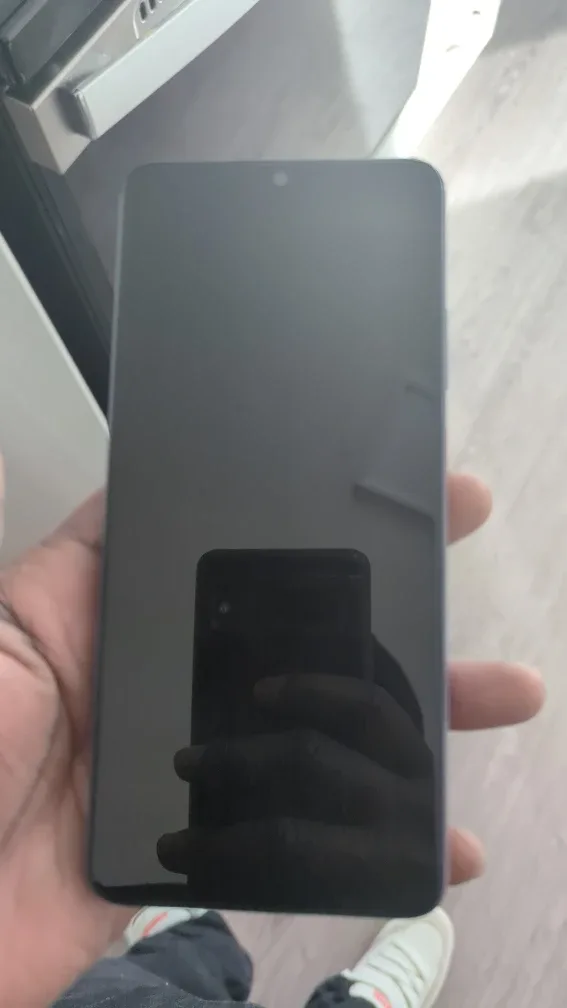 ZTE Smartphone - Like New! image indicator(2)