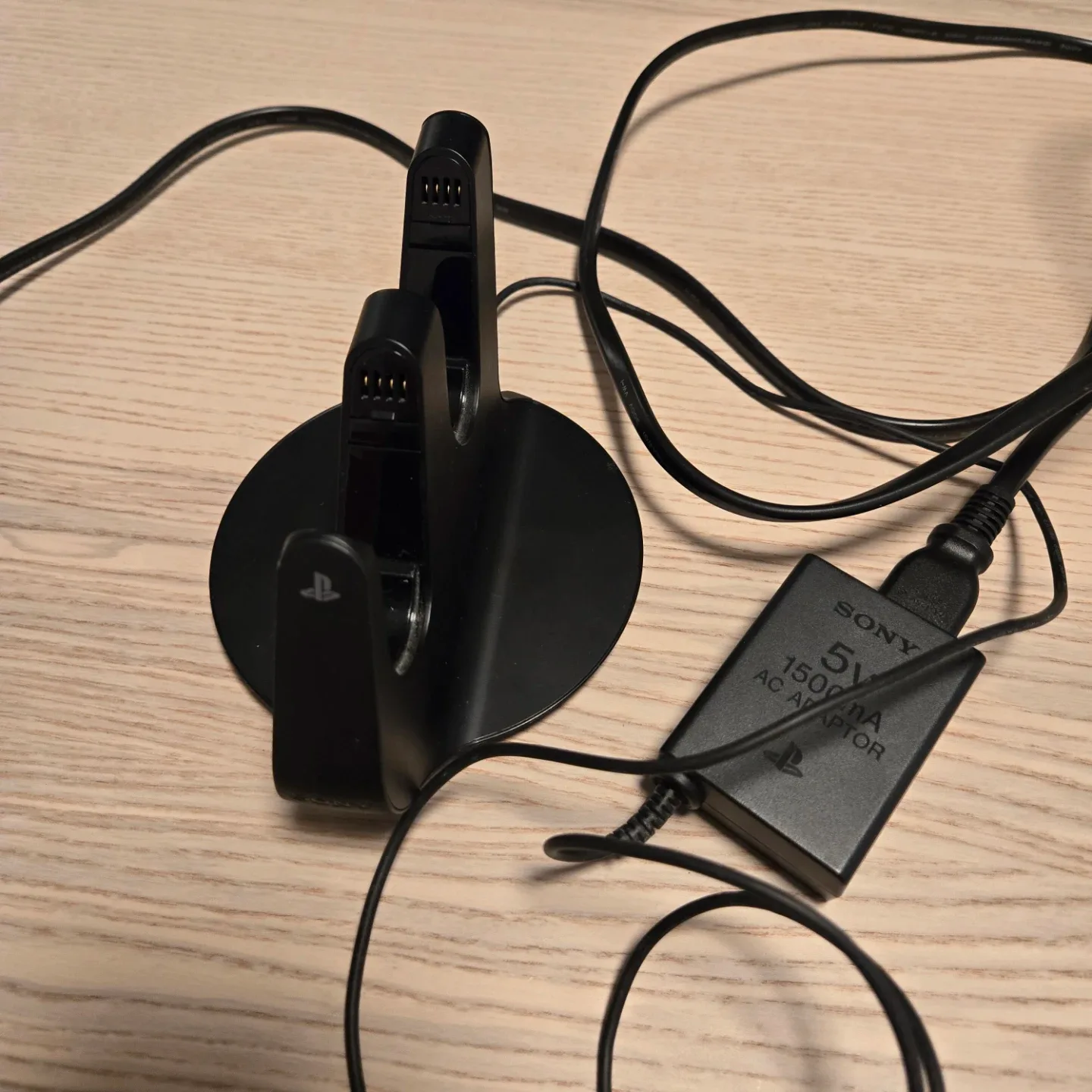 Sony Playstation 3 Controller Charging Station. Base and cable image indicator(2)