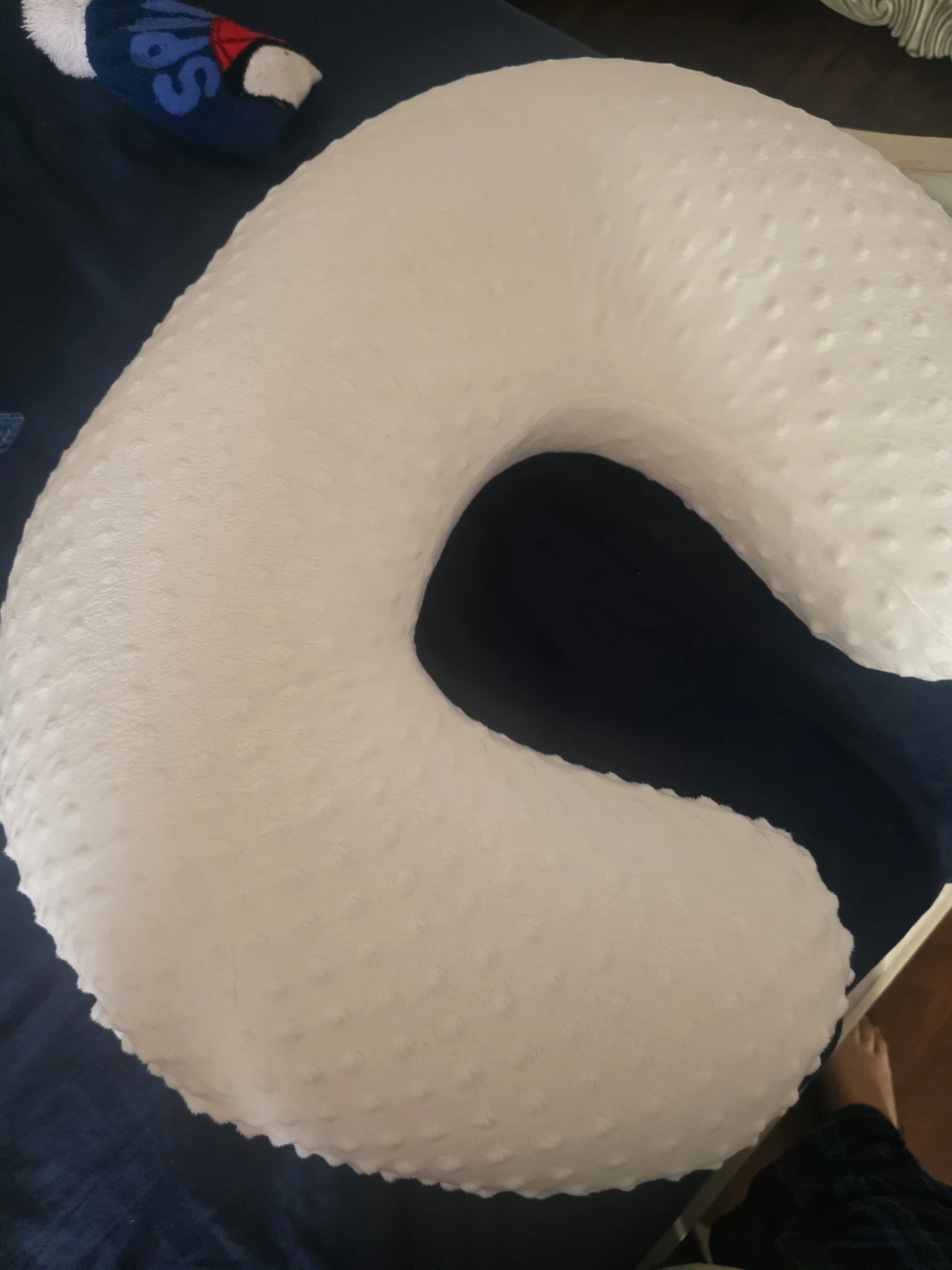 White Nursing Pillow - photo 3