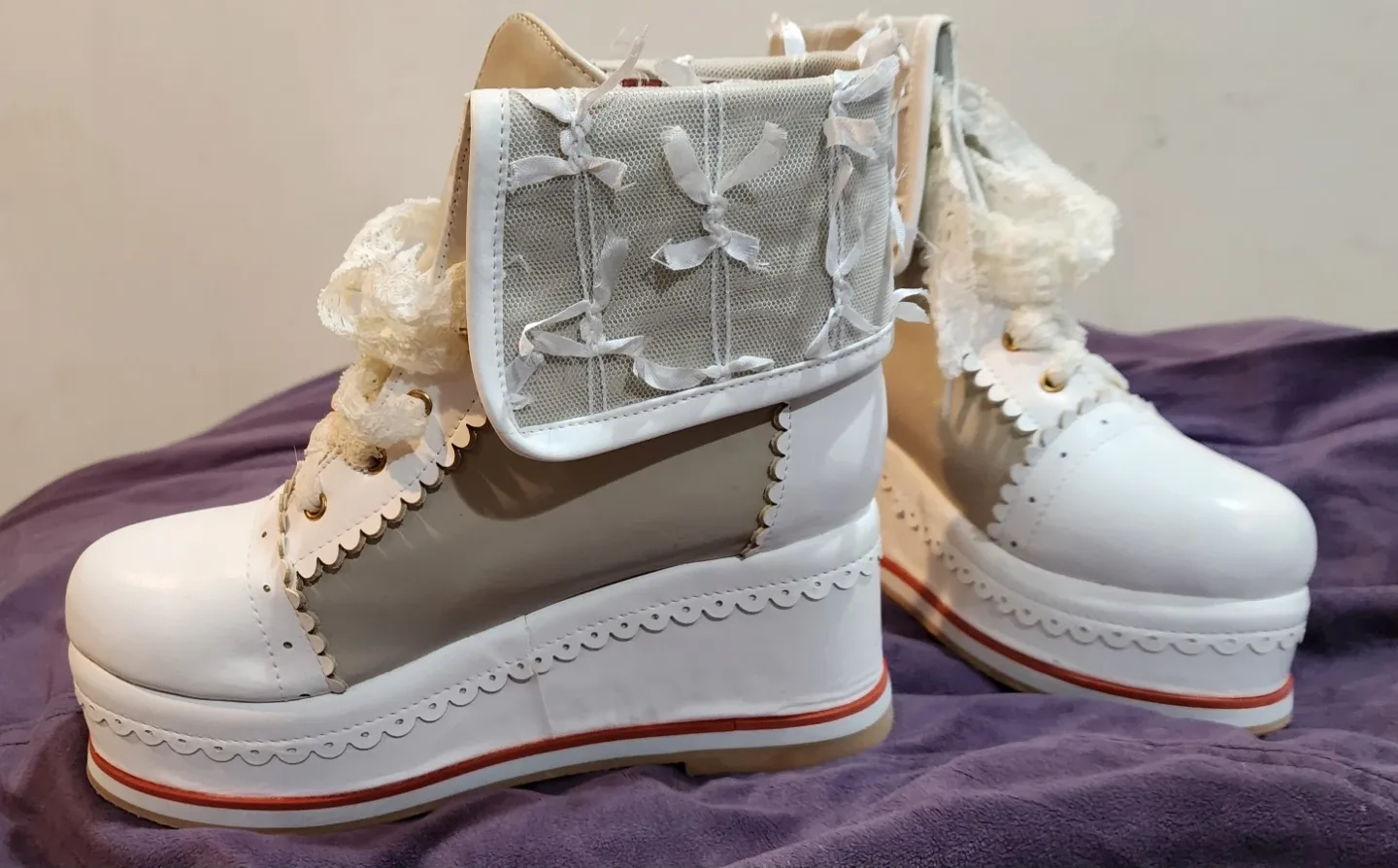 White Lolita Platform Boots image indicator(3)