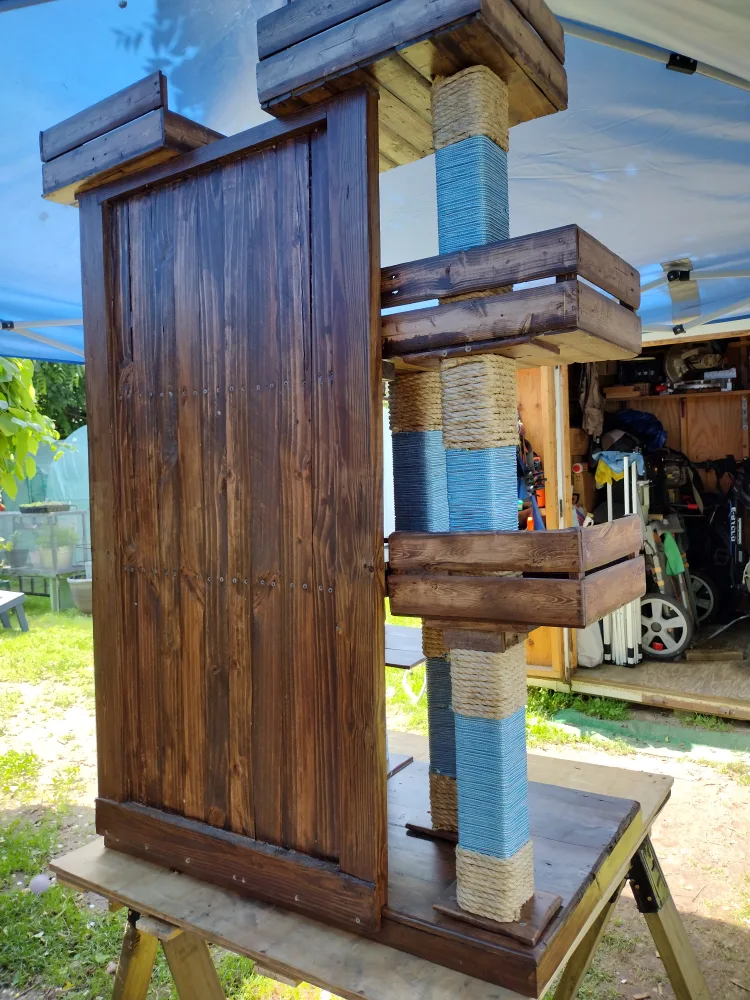 Handmade Wooden Cat Tree image indicator(4)