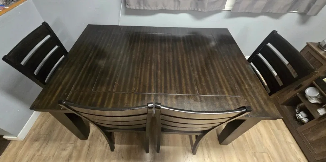 Dining Table with 4 Chairs and Bench and leaf