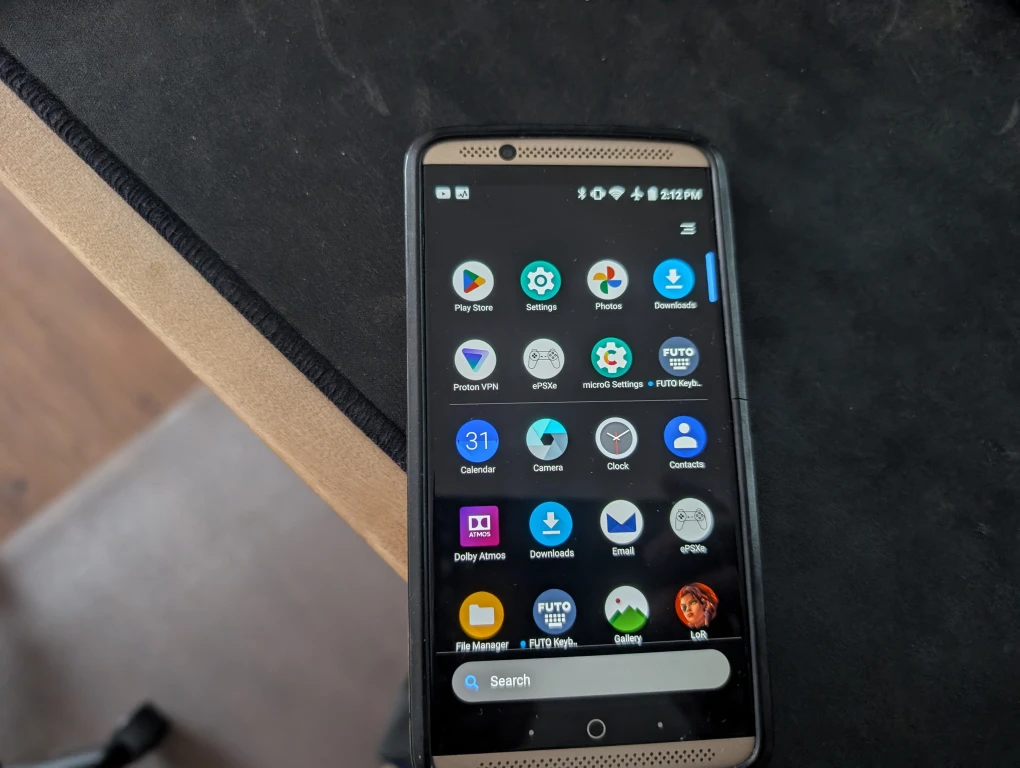 ZTE Axon Phone