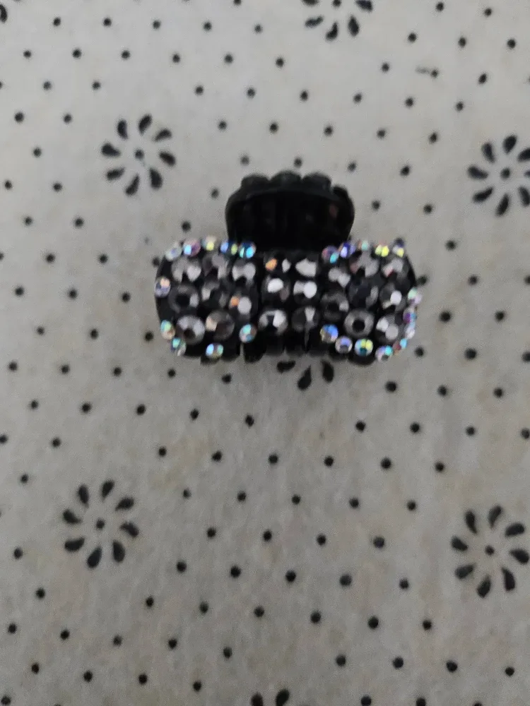 💫🫶💕💞$5 for all ! Hair Accessories Bundle image indicator(5)