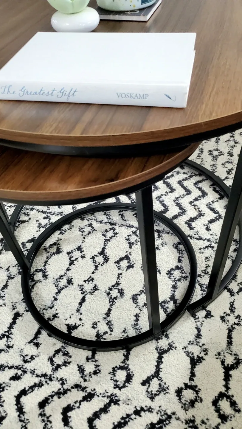 2 Round Coffee Tables set (new) image indicator(4)