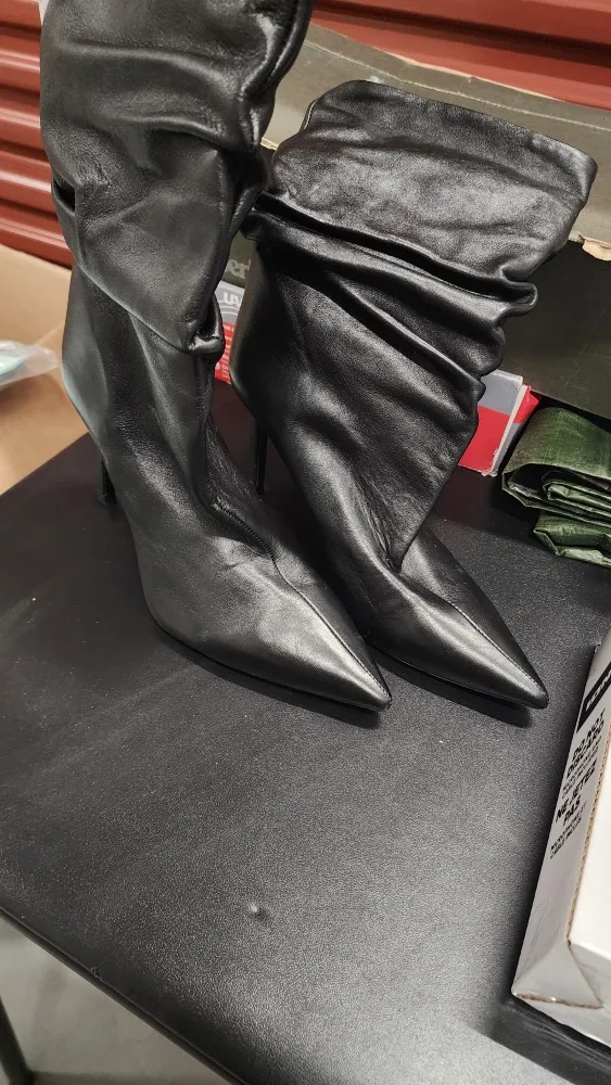 Zara Black Leather Heeled Boots - Size 38 image indicator(2)