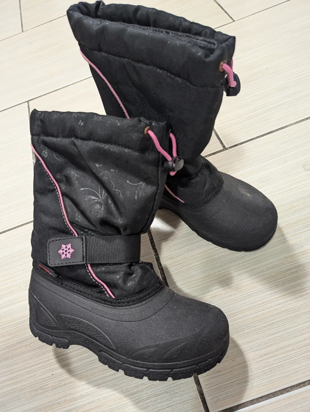 Kids' Winter Boots - Size 2