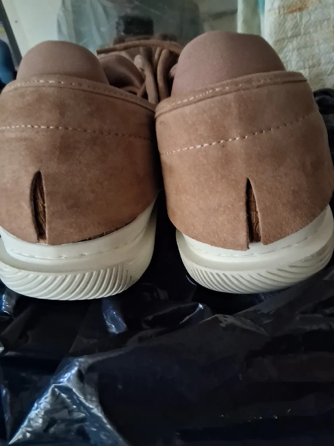 Men's Weatherproof Brown Sneakers - Size 10 image indicator(4)