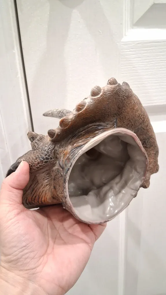 Hyper Realistic Home DECORATION, Triceratops Dinosaur Puppets image indicator(4)