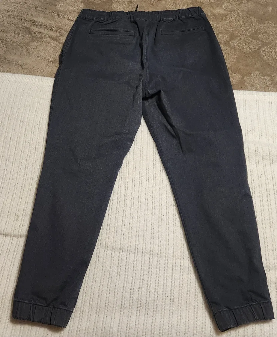 Old Navy Modern Jogger Legging - Size L image indicator(2)