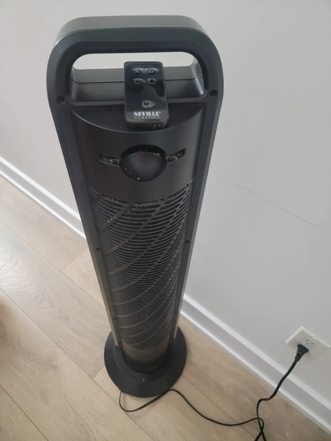 Seville Classics Tower Fan - Black