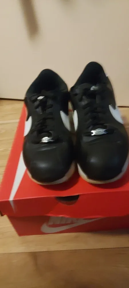 Nike Cortez Basic Leather Black/White - Size 10 image indicator(2)