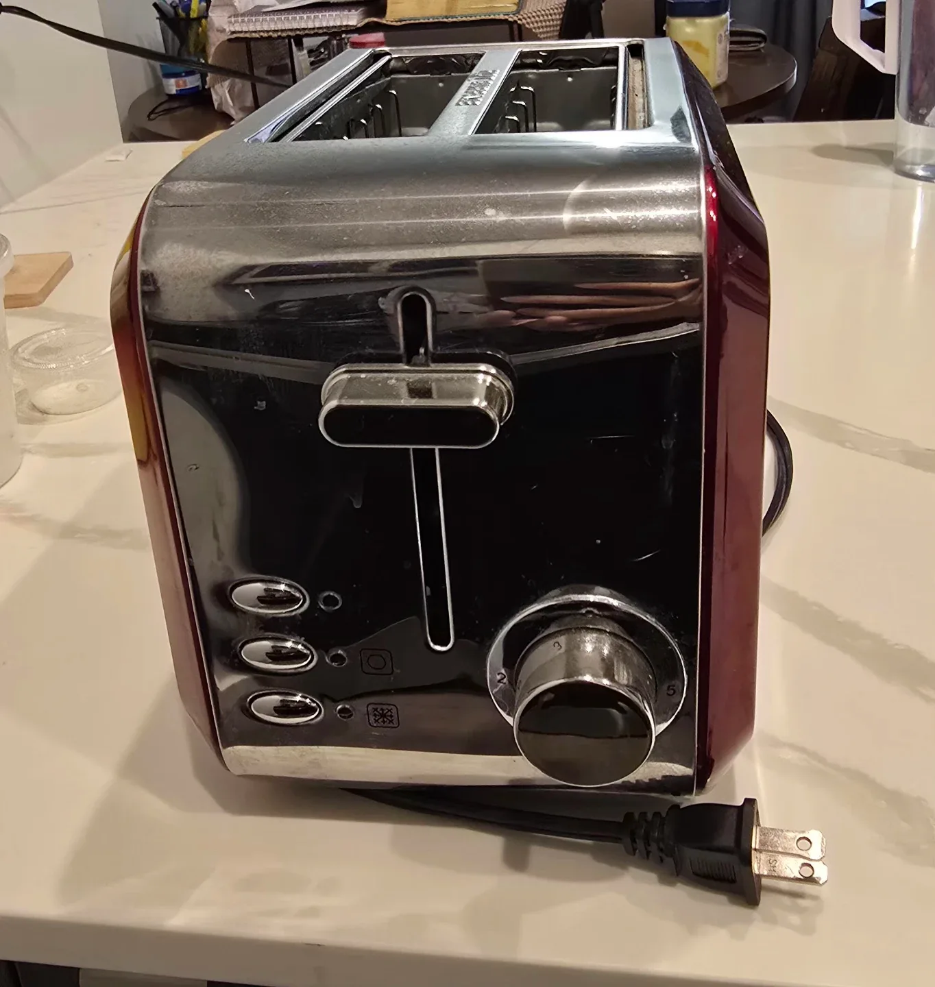 Toaster - Red & Silver image indicator(4)