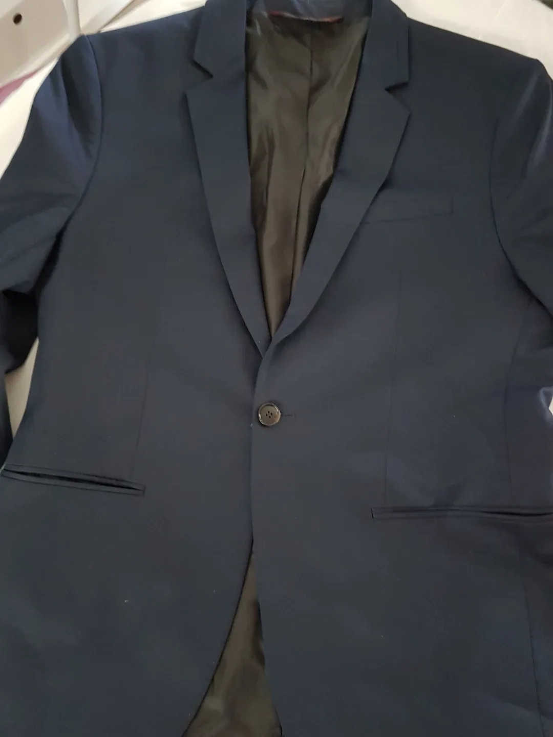 Man Basic Blazer - EUR 52 / US 42 image indicator(3)