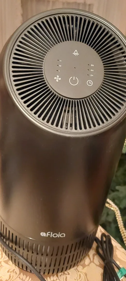 Afloia Air Purifier Fillo - Like New! image indicator(2)