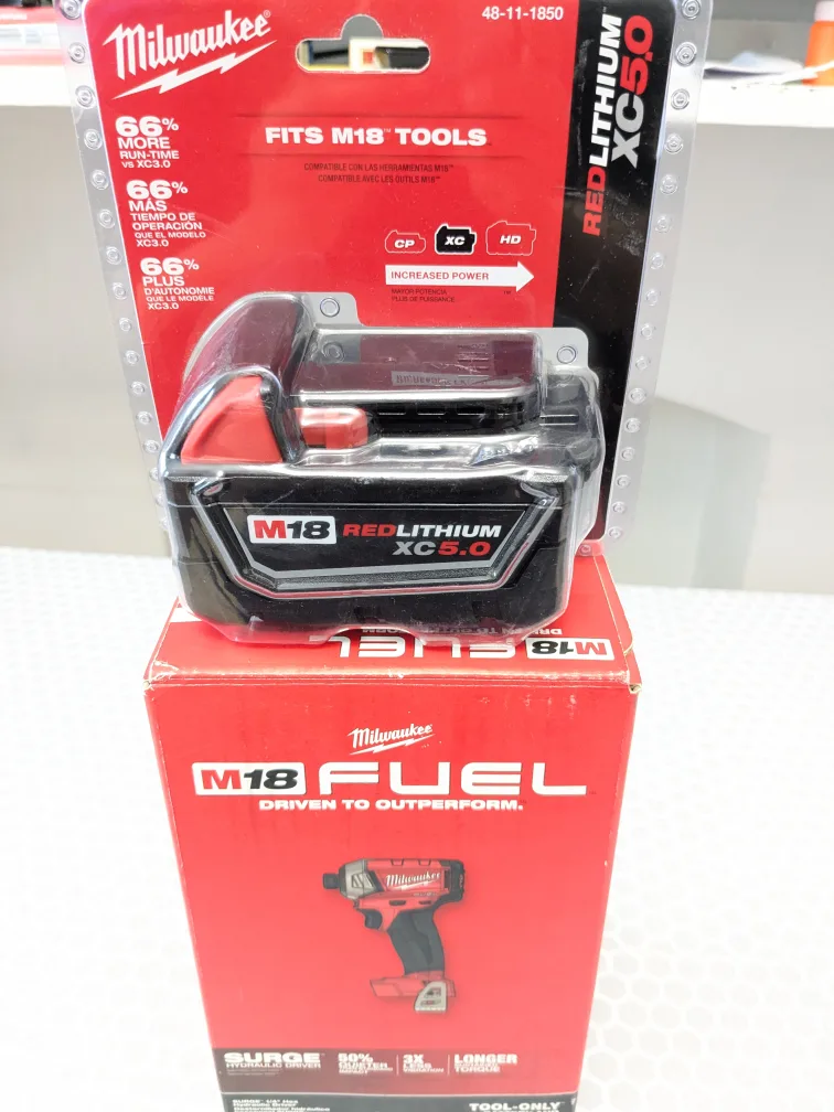 M18 Milwaukee FUEL -SURGE Hydraulic Impact + Battery image indicator(3)