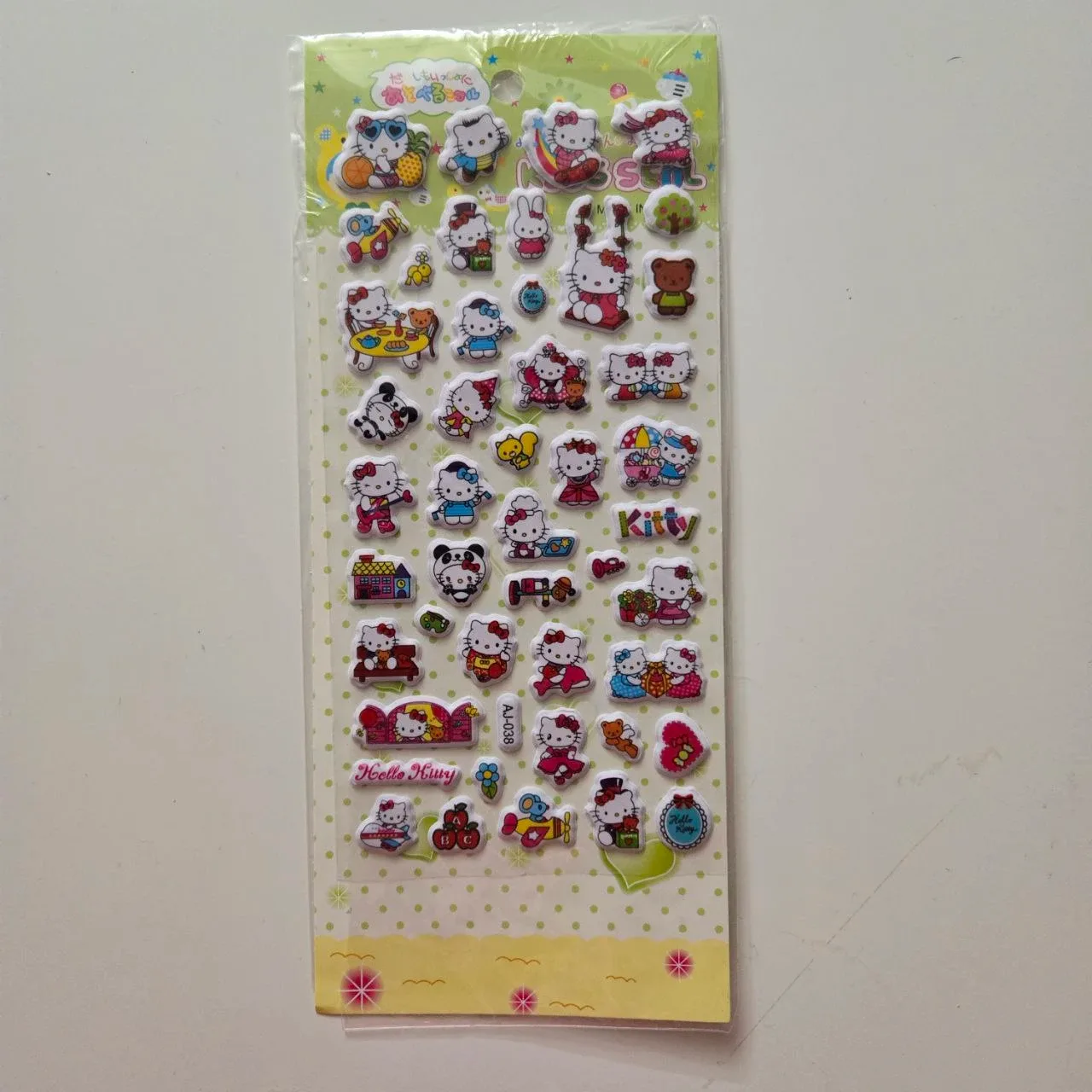 Hello Kitty Toy Set with Tin Box image indicator(7)