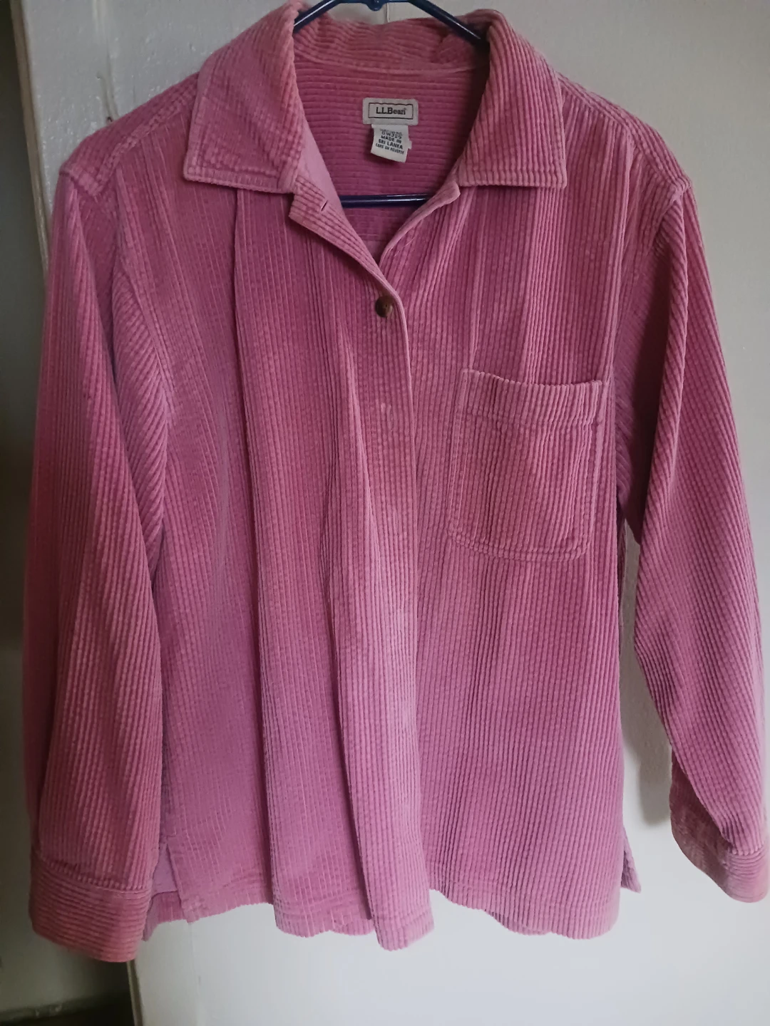 🥕🥕🥕🥕L.L.Bean Pink Corduroy Shirt