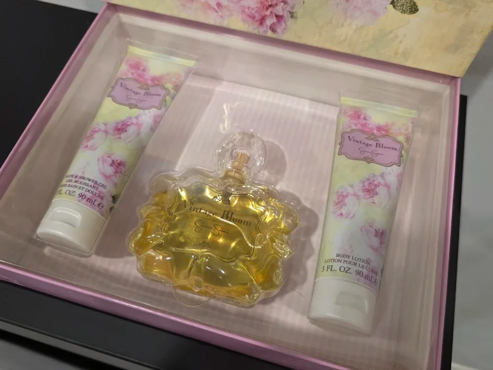 Jessica Simpson Vintage Bloom Gift Set - New image indicator(2)