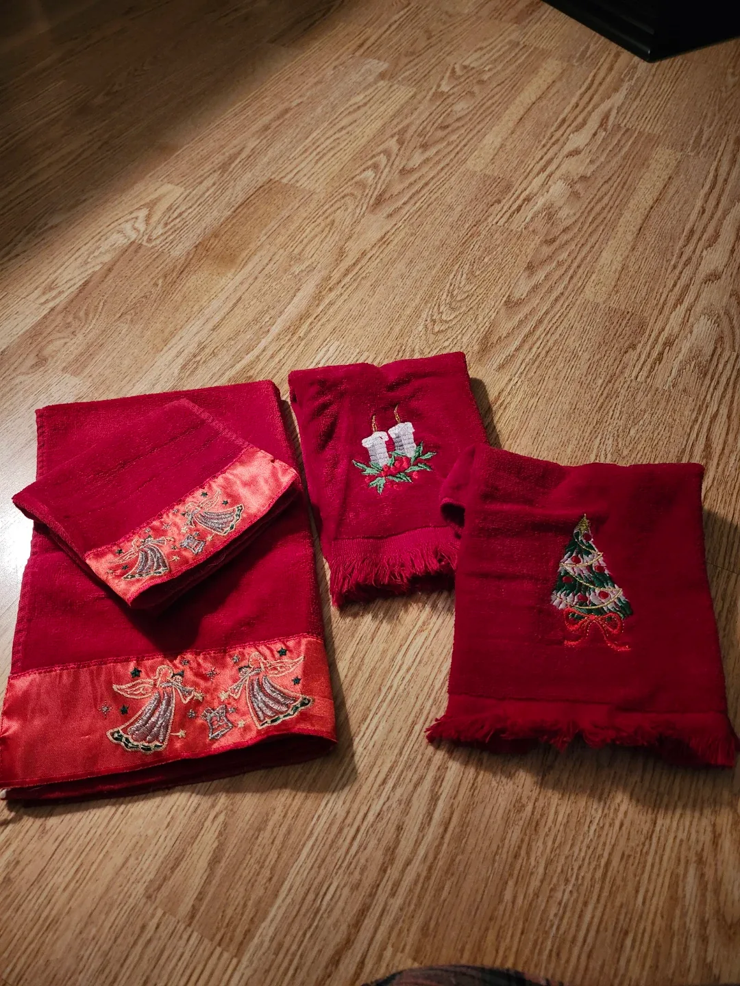 New Christmas small hand towels with face cloth thumbnail