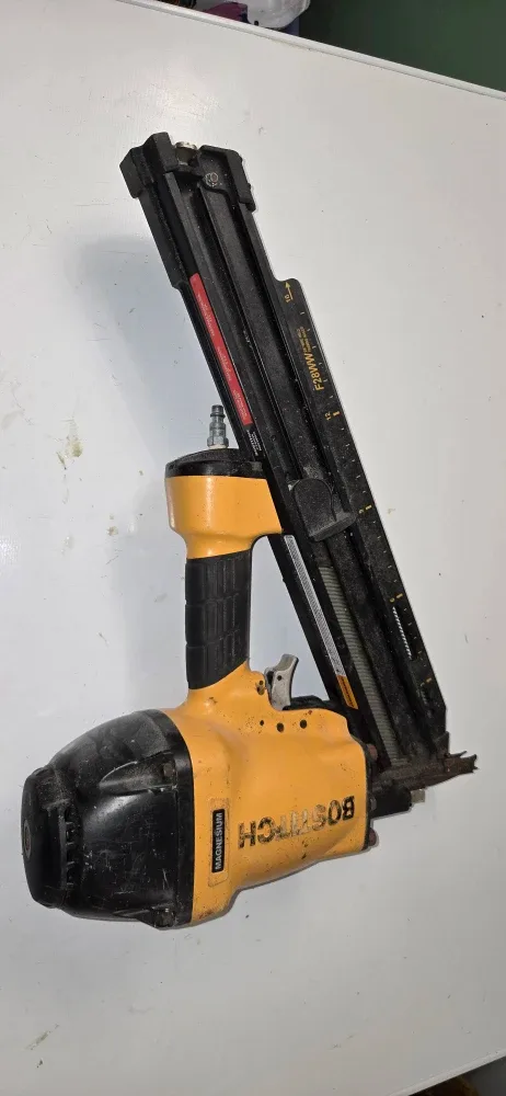 Bostitch F28WW Pneumatic Framing Nailer